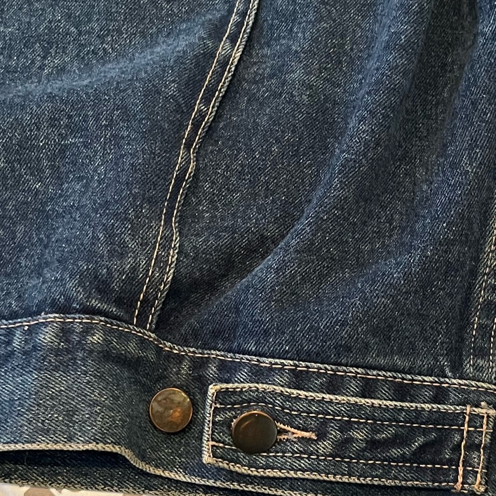 GUESS authentic vintage jean jacket - Picture 9 of 13